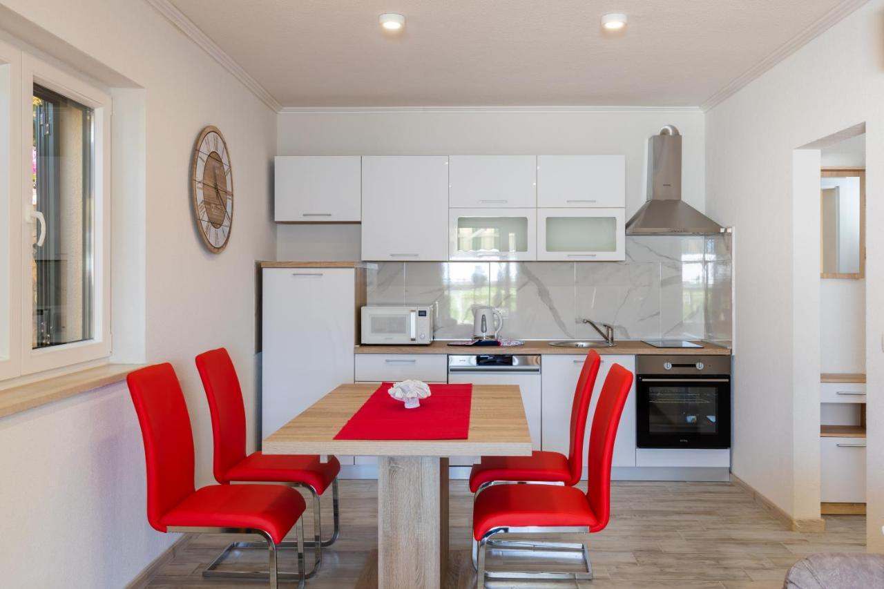 Apartment Pod Nespolom トルステノ エクステリア 写真